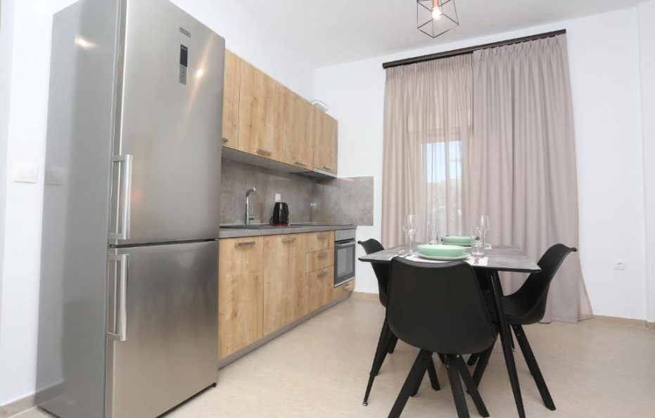 Mare Monte Luxury Apartments 2